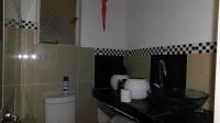 Bathroom 1 - 4 square meters of property in Lyttelton Manor