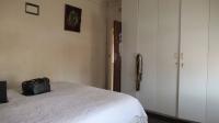 Main Bedroom - 17 square meters of property in Regents Park