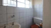 Bathroom 2 - 15 square meters of property in Cullinan