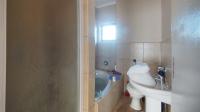 Bathroom 1 - 5 square meters of property in Wonderboom South