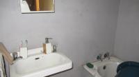 Bathroom 1 - 10 square meters of property in Three Rivers