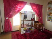 Bed Room 2 - 14 square meters of property in Randfontein