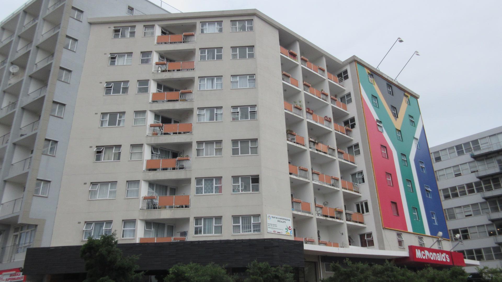 Front View of property in Cape Town Centre