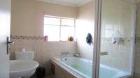Bathroom 1 - 5 square meters of property in Montana Tuine