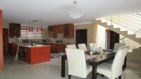 Dining Room - 18 square meters of property in Sagewood