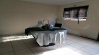 Dining Room - 16 square meters of property in Kenville