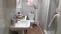 Bathroom 1 - 4 square meters of property in Paulshof