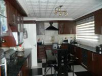 Kitchen of property in Mooinooi