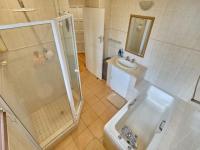 Bathroom 1 - 10 square meters of property in Grayleigh