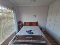 Bed Room 1 of property in Nahoon Valley Park