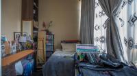 Bed Room 1 - 12 square meters of property in Parktown