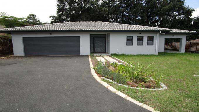 4 Bedroom House for Sale For Sale in Hillcrest - KZN - Private Sale - MR339590