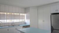 Kitchen - 29 square meters of property in Mondeor