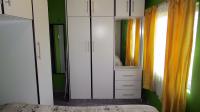 Bed Room 1 - 12 square meters of property in Chatsworth - KZN