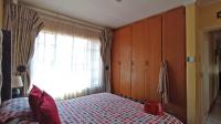 Main Bedroom - 15 square meters of property in The Orchards