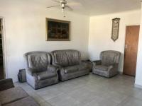 Lounges of property in Gatesville