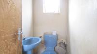 Bathroom 2 - 2 square meters of property in Soshanguve