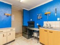 Kitchen - 10 square meters of property in Randfontein