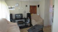 Lounges - 18 square meters of property in Randfontein