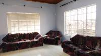 Lounges - 17 square meters of property in Northdale (PMB)