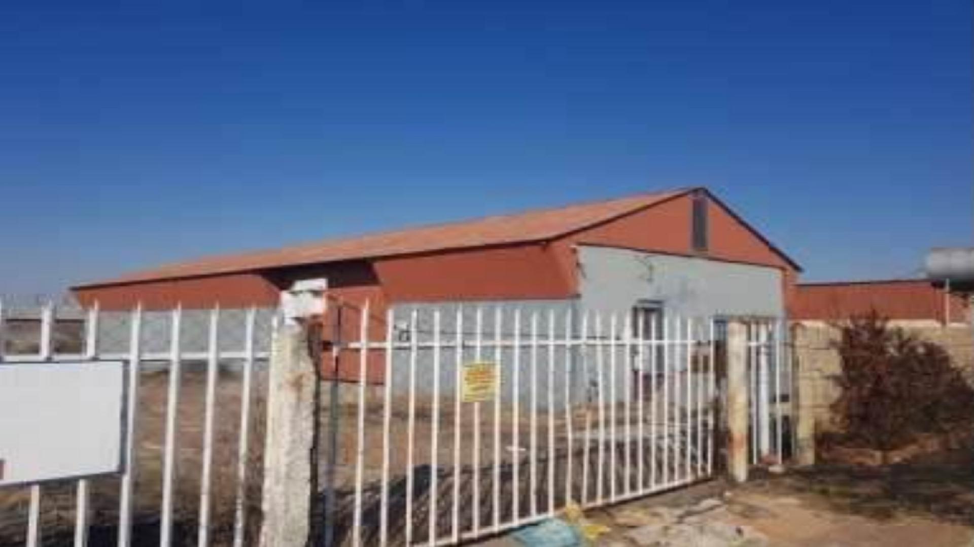 Nedbank Repossessed 1 Bedroom House for Sale in Riebeeckstad
