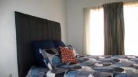 Bed Room 1 - 14 square meters of property in Rensburg
