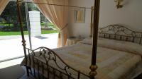 Bed Room 3 - 15 square meters of property in Hertzogville