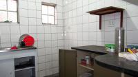 Kitchen - 6 square meters of property in Driehoek