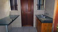 Scullery - 7 square meters of property in Uvongo