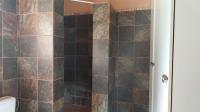 Bathroom 3+ - 90 square meters of property in Enormwater AH