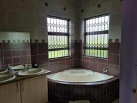 Main Bathroom - 12 square meters of property in Glen Austin AH (Midrand)