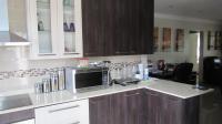 Kitchen - 7 square meters of property in Glenanda