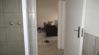 Bathroom 1 - 6 square meters of property in Elandsfontein
