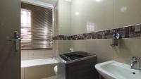 Bathroom 1 - 5 square meters of property in Bramley Park