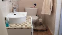 Bathroom 2 of property in Clanwilliam