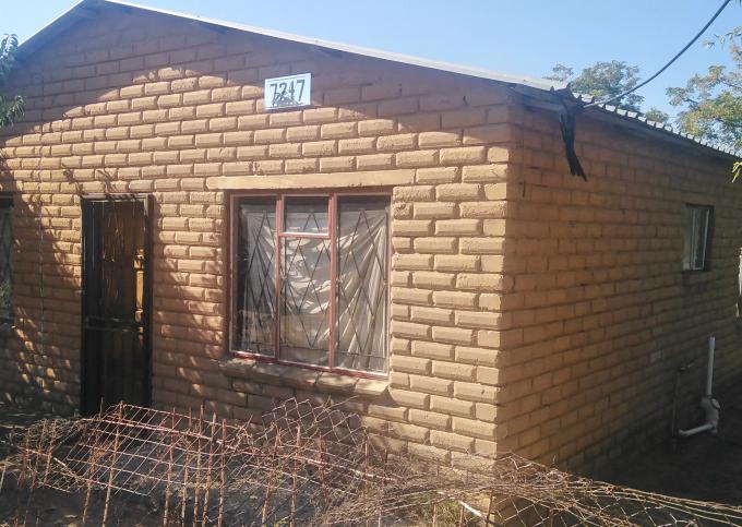 2 Bedroom House for Sale For Sale in Bloemfontein - MR454691
