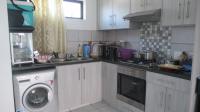 Kitchen - 9 square meters of property in Ferndale - JHB
