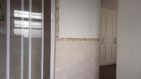 Bathroom 2 - 5 square meters of property in Buccleuch