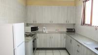 Kitchen - 13 square meters of property in St Micheals on Sea