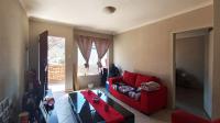 Lounges - 18 square meters of property in Danville
