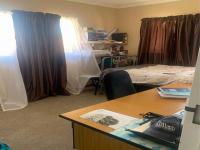 Bed Room 1 of property in Potchefstroom