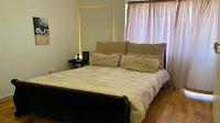 Main Bedroom - 6 square meters of property in Parow Central