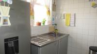Kitchen - 8 square meters of property in Florida Park