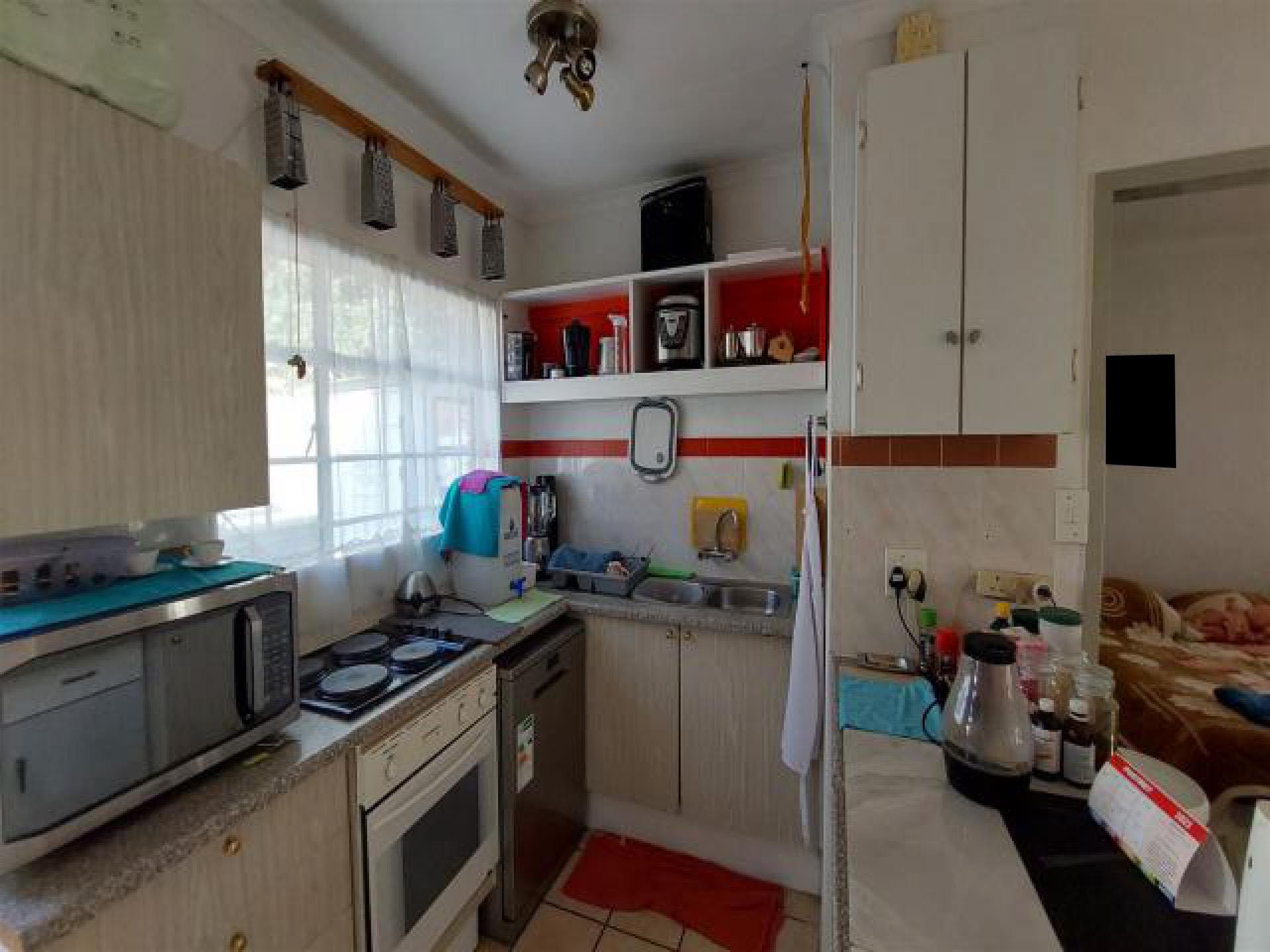 Kitchen of property in Villieria