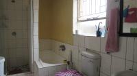 Bathroom 1 - 7 square meters of property in Jan Hofmeyr