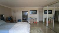 Bed Room 1 - 22 square meters of property in Illovo Beach