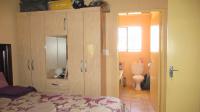 Main Bedroom - 14 square meters of property in The Orchards