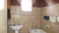 Bathroom 1 - 5 square meters of property in The Orchards