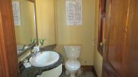 Guest Toilet - 3 square meters of property in The Gardens