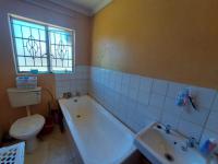 Bathroom 1 of property in Mmabatho